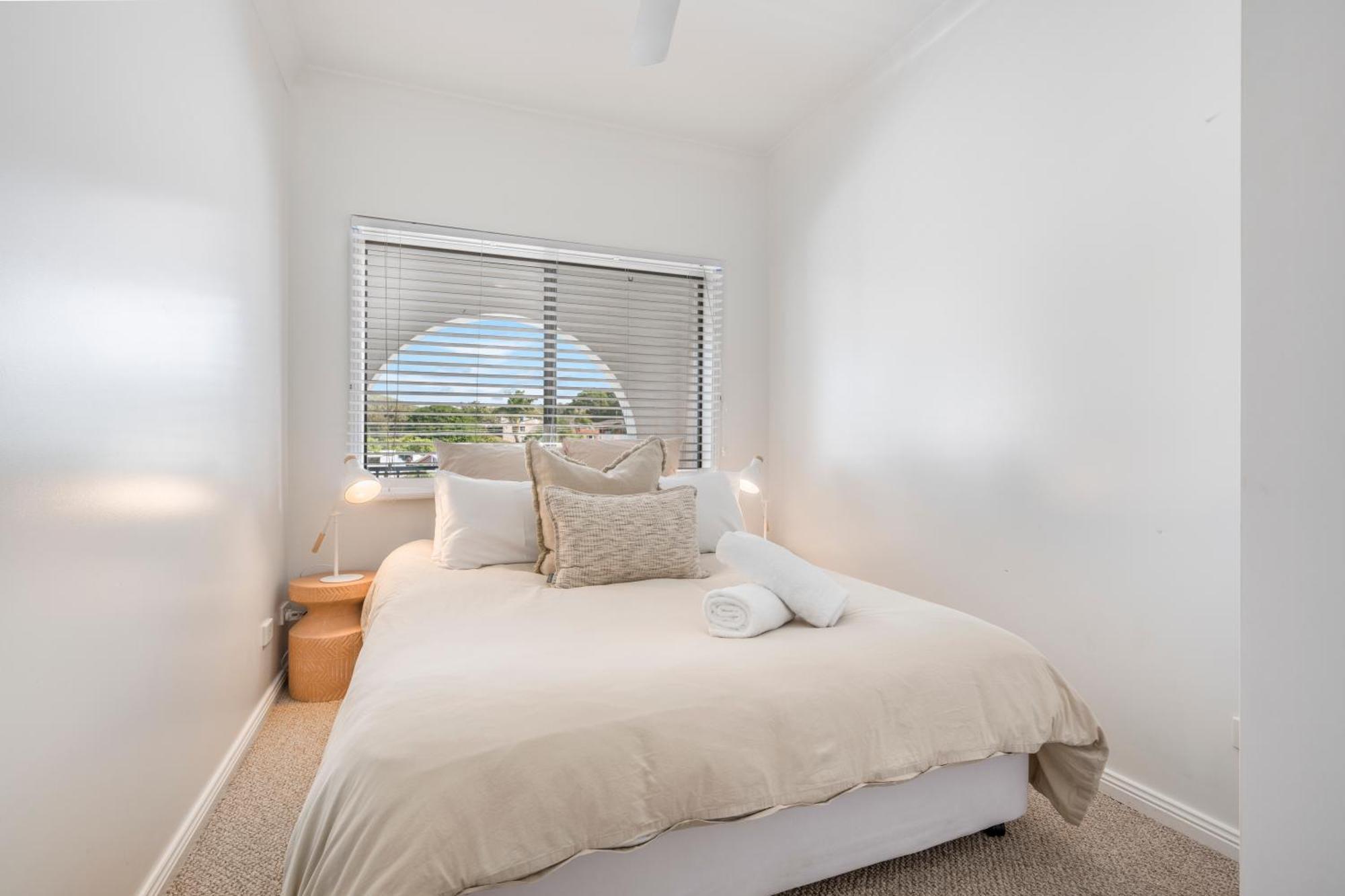 The Med Crescent Head Motel Bagian luar foto